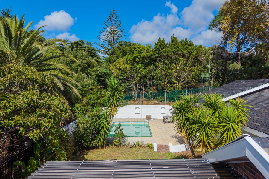 7 Bedroom Property for Sale in Rondebosch Western Cape
